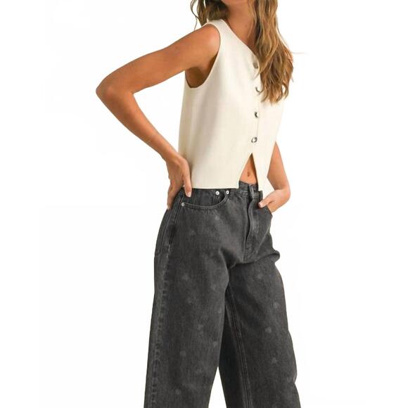 NEW KLESIS j'adore sculpted metal button knit vest in soft white - Picture 3 of 5